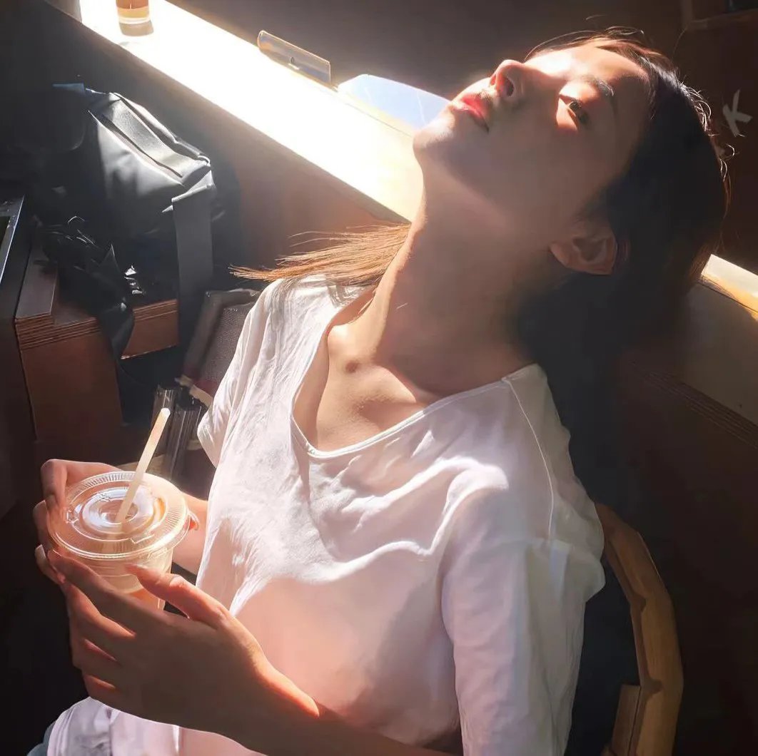 边城落日